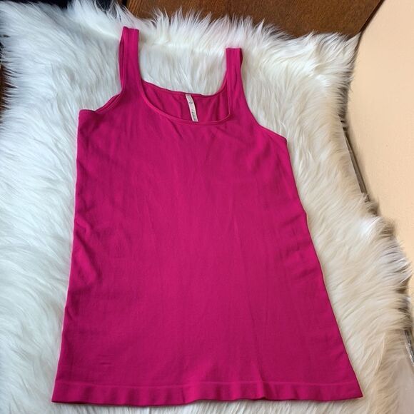 Aritzia Babaton Pink Nylon & Spandex Tank Size Large - Picture 7 of 9